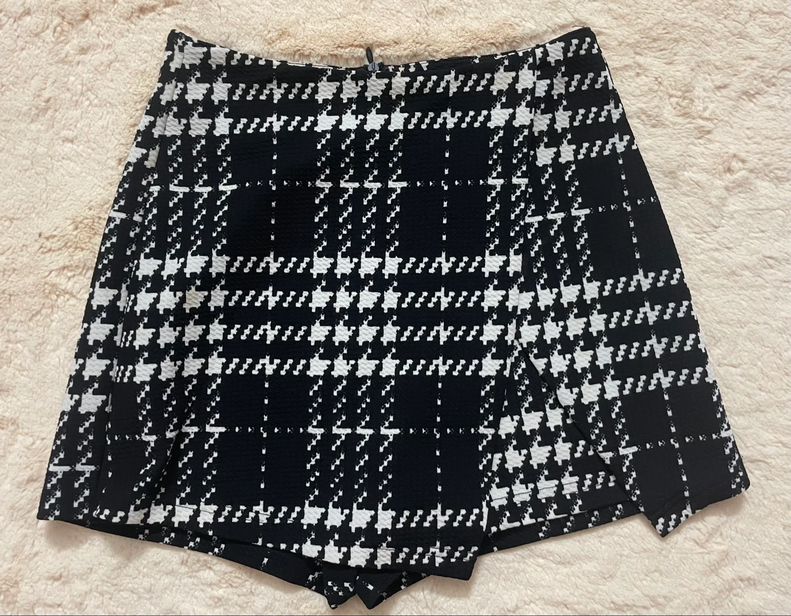 Falda pantalón de cuadros blanco y negro – Talla XS